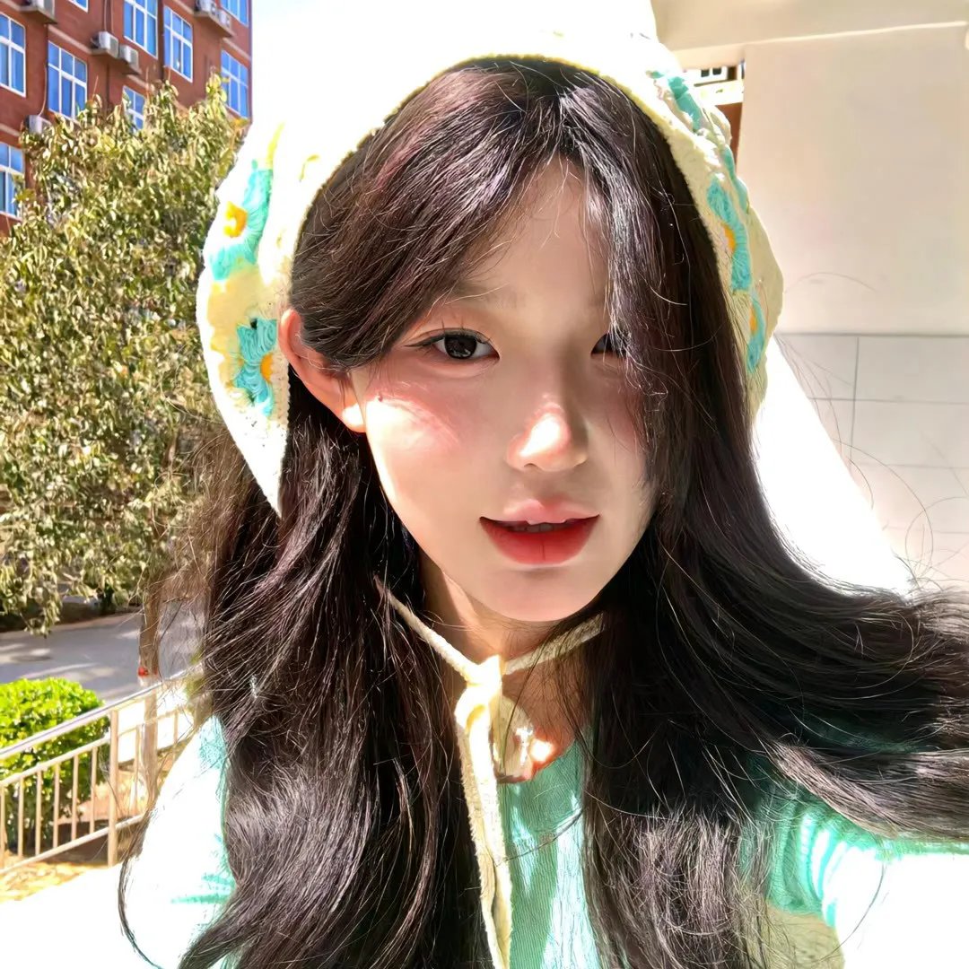 阿里巴巴三根金发封面